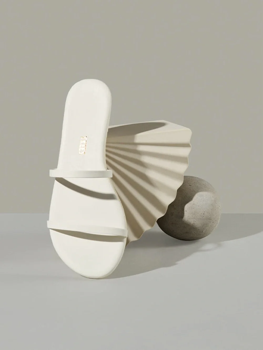 TKEES gemma flat